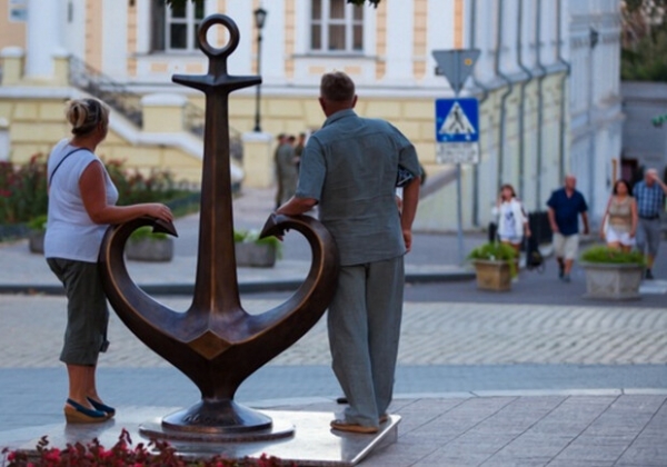Из-за выходки Лебедева Одесса может остаться без логотипа 