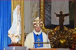 В Одессе икону Богородицы украсили короной, которую освятил Папа Римский