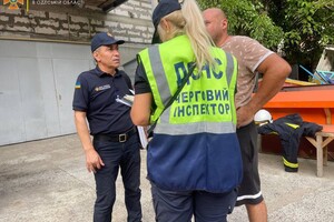 Горели сауна в десятиэтажке и здание открытым пламенем: как прошли сутки у одесских спасателей