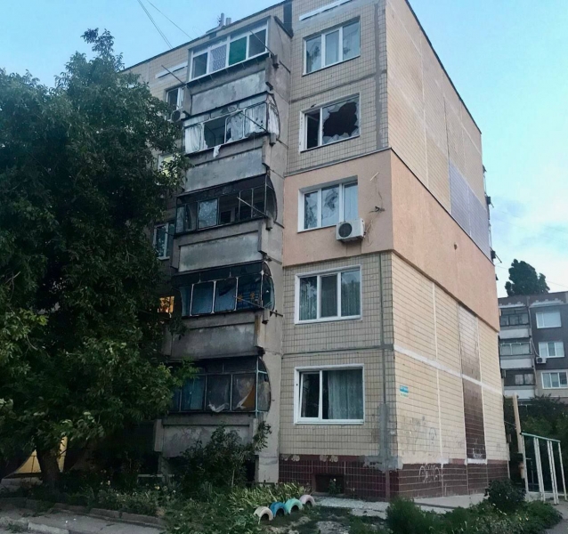 Били з «Градів» і ствольної артилерії: рашисти обстріляли Дніпропетровщину