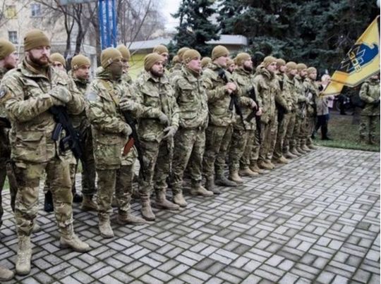 У Києві з'явилася вулиця Героїв полку «Азов» та площа Героїв УПА: які рішення щодо перейменування ухвалили у Київраді