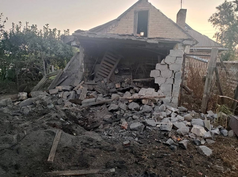 Ворог обстріляв три райони Дніпропетровської області: пошкоджено житло українців та ЛЕП