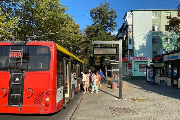 Получи ответ: на каких одесских остановках появились электронные табло