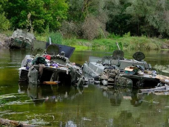 Біжать із награбованим на вкрадених у місцевих легковиках, — Генштаб про відступ рашистів на Харківщині
