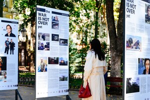 "Война еще не закончилась": в Одессе открыли фотовыставку, посвященную журналистам