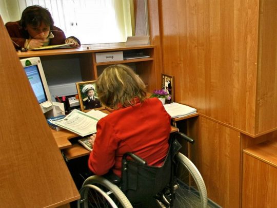 Довідки приносити до ПФУ не потрібно: як враховуються стаж та зарплата при призначенні та перерахунку пенсії