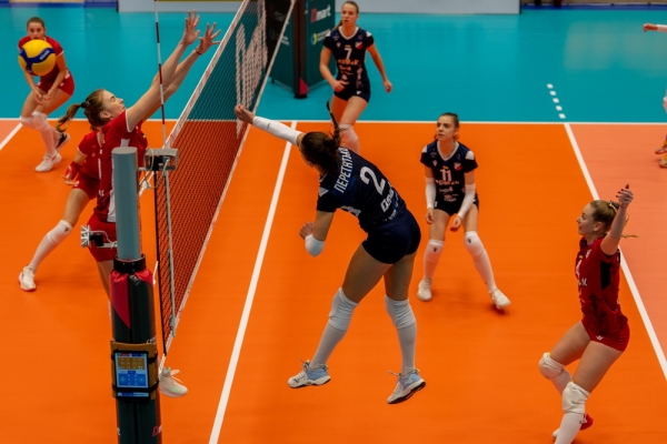 Волейбол. СК «Балта» зіграла в чемпіонаті України з фаворитами змагань