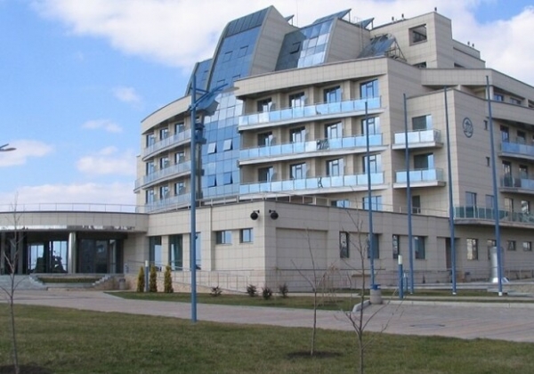 Под Одессой выставили на аукцион семиэтажную гостиницу