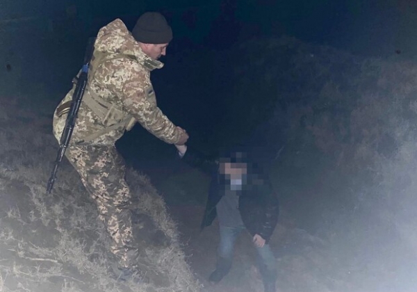 В Одесской области уклонист хотел сбежать за границу, но упал в ров: пришлось звать пограничников 
