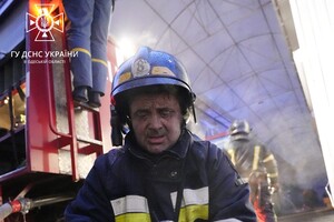 Пожар в торговых павильонах и смертельное ДТП: как прошли сутки у одесских спасателей