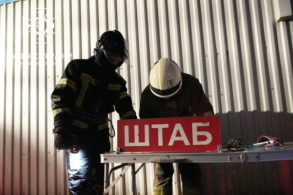 Пожар в торговых павильонах и смертельное ДТП: как прошли сутки у одесских спасателей