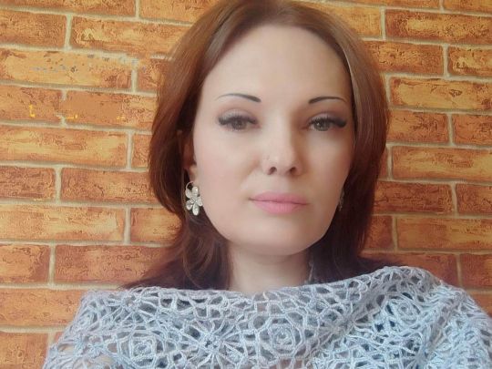 «Мені кажуть, що мої ажурні скатертини нагадують морозні візерунки на вікнах», — майстриня Анастасія Паншина