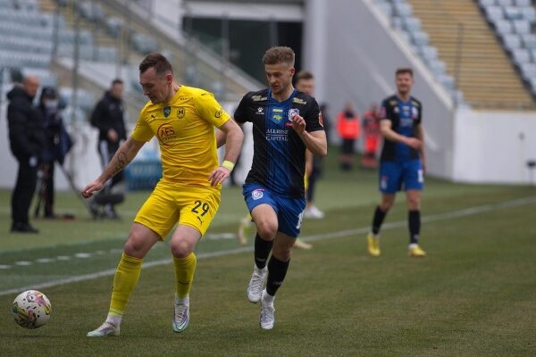 Футбол. «Чорноморець» - «Металіст 1925» - 1:1 Футбол. «Чорноморець» - «Металіст 1925» - 1:1