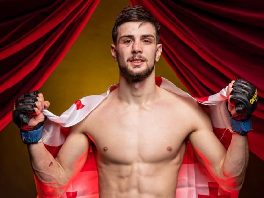Чемпіона ММА, який підтримує Україну, заарештовано на батьківщині через його громадянську позицію