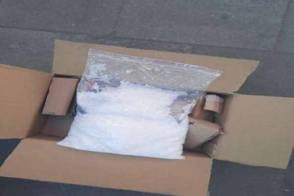 Пыталась сбыть почти килограмм психотропов: в Одессе задержали девушку-наркодилера 