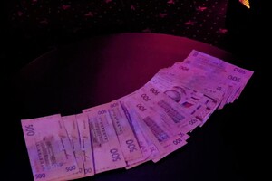 В полиции узнали, что в одесских стриптиз-барах работали проститутки 