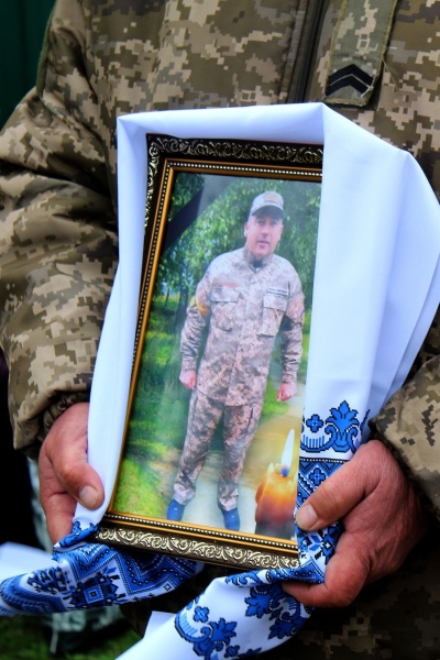 «Все життя він вирощував хліб»: історія українського захисника, який поліг на Донеччині