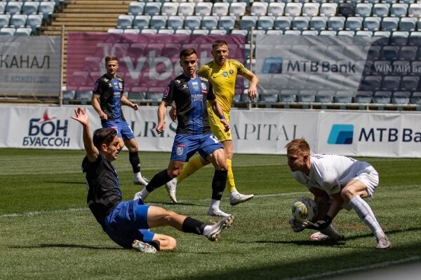 Футбол. «Чорноморець» - «Дніпро-1» - 1:2 Футбол. «Чорноморець» - «Дніпро-1» - 1:2