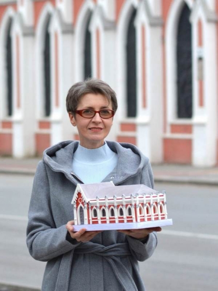 Кондитерка Олена Зіберт: «У новій колекції пряникових будиночків вікна залиті таким тонким шаром мармеладу, що видно гардини»