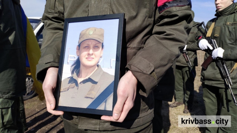 «Мені повідомили, що є збіг ДНК і це моя мама»: історія військовослужбовців, яка загинула у бункерах «Азовсталі»