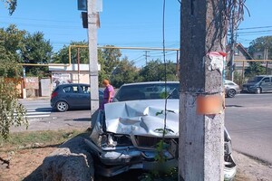 В Одесской области легковушка столкнулась со внедорожником: пострадали трое детей 