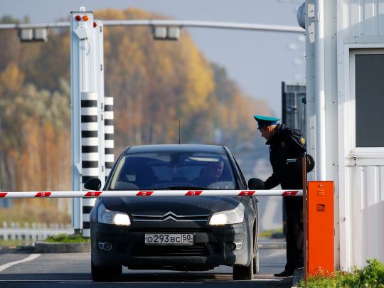 Авто з російськими номерами зобов'язали залишити ЄС протягом 6 місяців