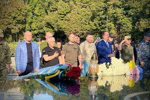 В День защитников и защитниц Украины в Одессе почтили память погибших Героев В День защитников и защитниц Украины в Одессе почтили память погибших Героев