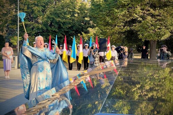 В День защитников и защитниц Украины в Одессе почтили память погибших Героев В День защитников и защитниц Украины в Одессе почтили память погибших Героев