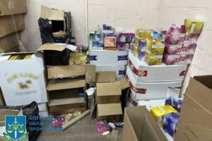 В пригороде Одессы нашли подземные хранилища с контрафактными сигаретами на 89 миллионов