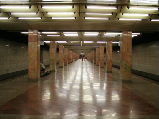 П'ятеро людей постраждали внаслідок зіткнення поїздів у московському метро (відео)