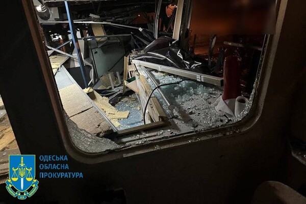 Четыре раненых и погибший: прокуратура расследует ракетный удар по порту Одесской области