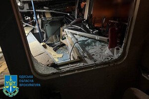Четыре раненых и погибший: прокуратура расследует ракетный удар по порту Одесской области