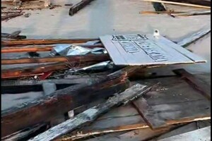 Ночной шторм в Одессе "разбомбил" побережье (видео)