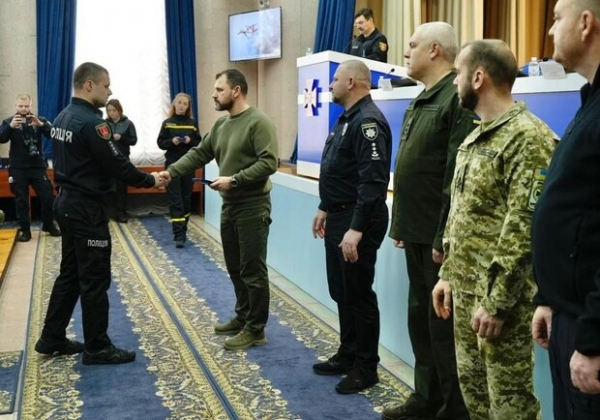 В Одессе наградили подразделения МВД, которые ликвидировали последствия непогоды