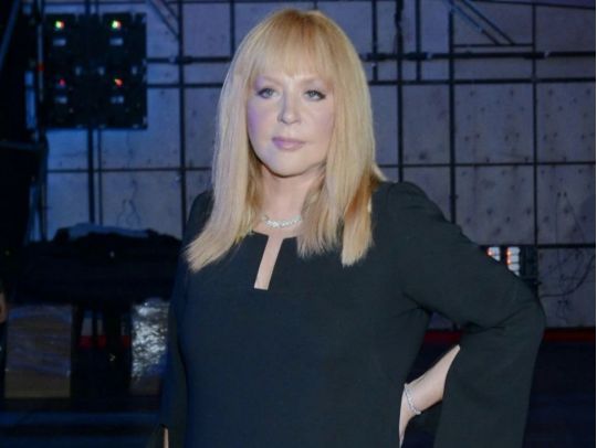 Алла Пугачова повертається на сцену: названо суму гонорару співачки