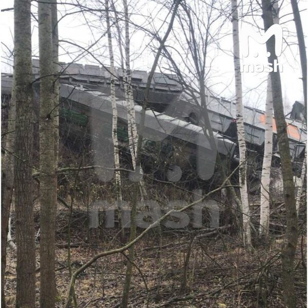 Безпілотники атакували військове КБ у Підмосков'ї та пороховий завод під Тамбовом, а в Рязані пущено під укіс потяг, — росЗМІ (фото, відео)