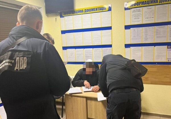 Жесткое вручение повестки в Радужном: в ГБР занялись инцидентом Жесткое вручение повестки в Радужном: в ГБР занялись инцидентом