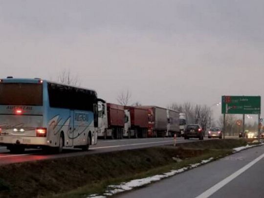 Польські перевізники відновляють акцію протесту на кордоні