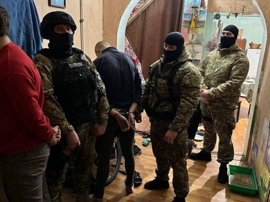 У Дніпрі знешкодили підліткову банду вбивць безхатченків: моторошні подробиці поліції (відео)