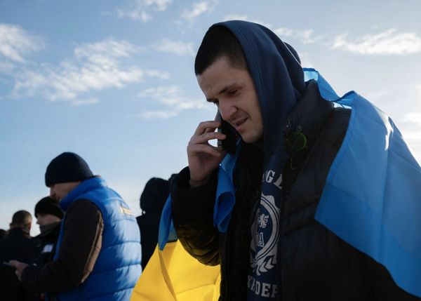 Наші — вдома: Україна повернула з полону 207 захисників