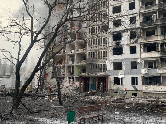 Ракетний удар росії по житловому будинку у Харкові: загинуло три людини, більше 30 поранені
