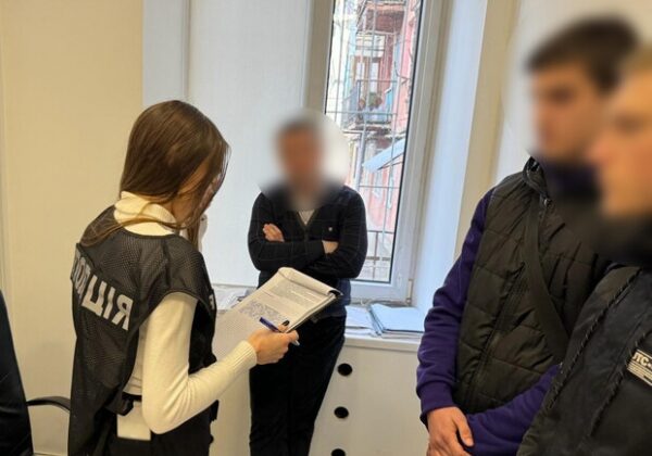 В Одессе за взятку задержали замдиректора департамента горсовета: подробности В Одессе за взятку задержали замдиректора департамента горсовета: подробности