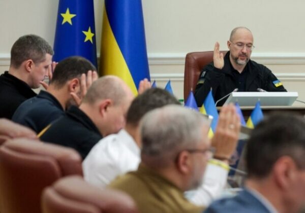 Кабмин Украины определил продолжительность текущего учебного года в школах Кабмин Украины определил продолжительность текущего учебного года в школах