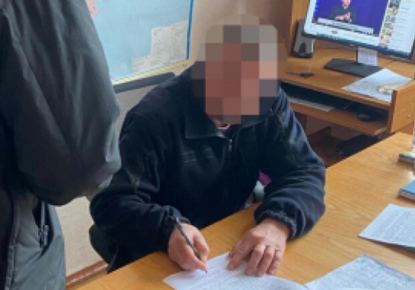 Одесский полицейский "одолжил" авто со штрафплощадки и ездил на нем год