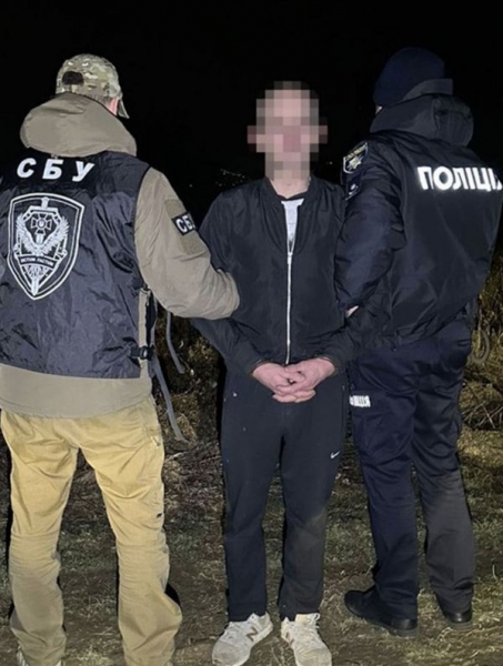 Гранатомети та вибухівка: СБУ виявила 3 схрони зі зброєю, один з яких поблизу Києва