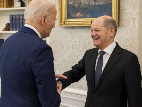 Шольц розкритикував путіна у Вашингтоні й назвав його інтерв’ю смішним