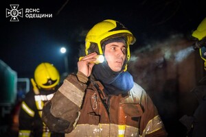 Масштабный пожар на СТО в Одессе: стала известна причина