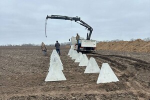  "Зубы драконов" и противотанковые рвы: как строят фортификационные сооружения в Одесской области 