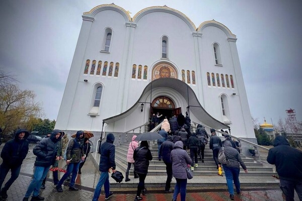 Приехал спасать людей: Одесса простилась с фельдшером, погибшим от российской ракеты 15 марта