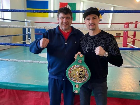 Першого тренера українського чемпіона світу з боксу важко поранено на фронті: які прогнози